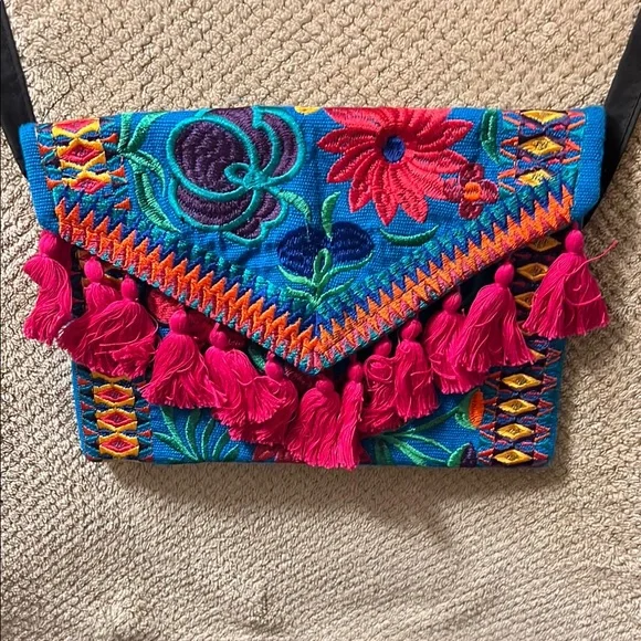 Colorful Embroidered Women's Bag - Picture 1 of 3